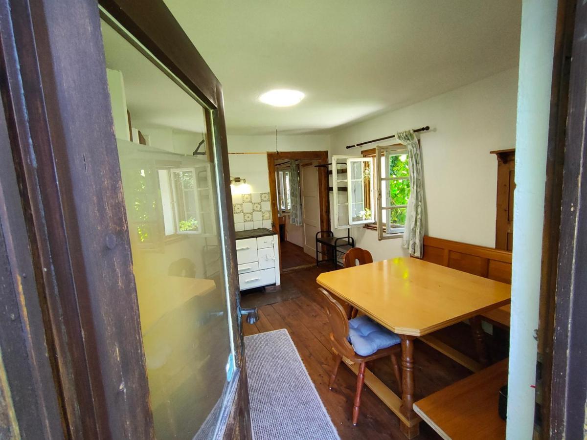 Gemütliche Ferienwohnung mit Kamin und Garten Garmisch-Partenkirchen Exterior foto